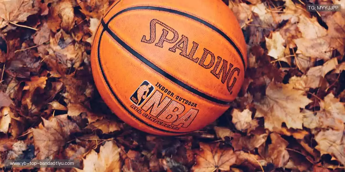 👕 球迷专属，个性定制！从球衣到潮 T，每一件都是你的主场战袍！